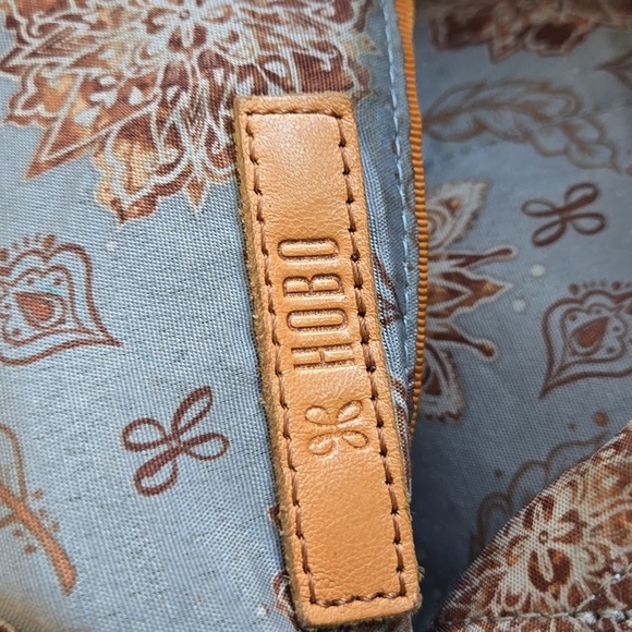 HOBO Elegant Black Leather Hobo Bag WITH TASSEL - Picture 9 of 16